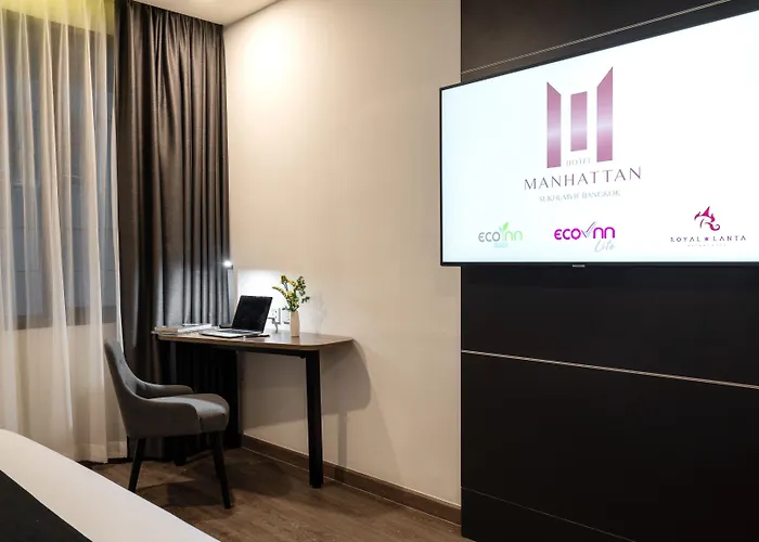 マンハッタン バンコク ホテル 4*
